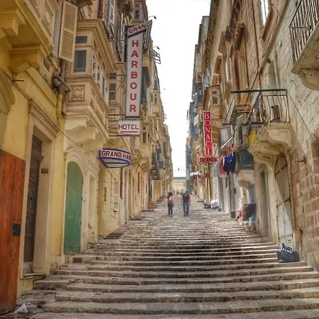 Family By Buena Vista Valletta