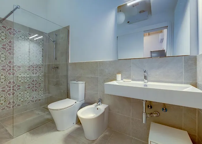 Family By Buena Vista * Valletta