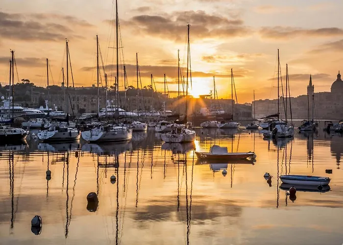 Apartment Family By Buena Vista *