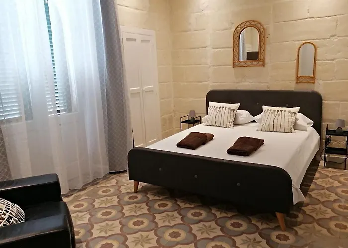 Family By Buena Vista *